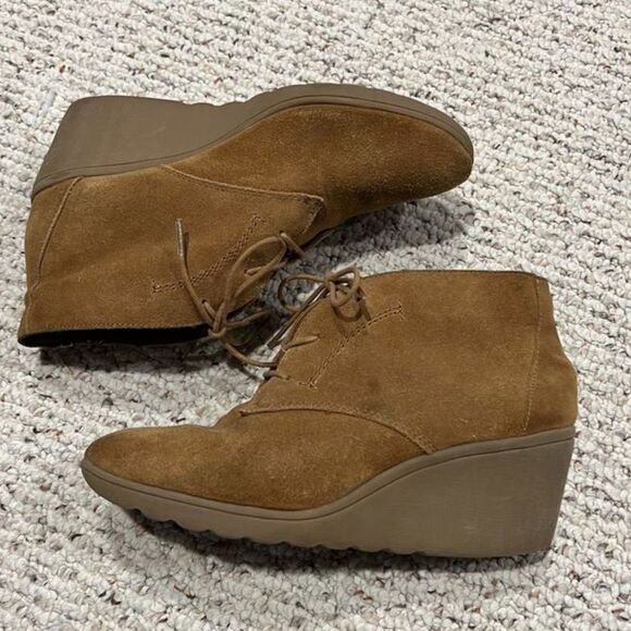 White Mountain Kahlua Women's Suede Leather Wedge Ankle Booties Size 10M - Picture 2 of 12
